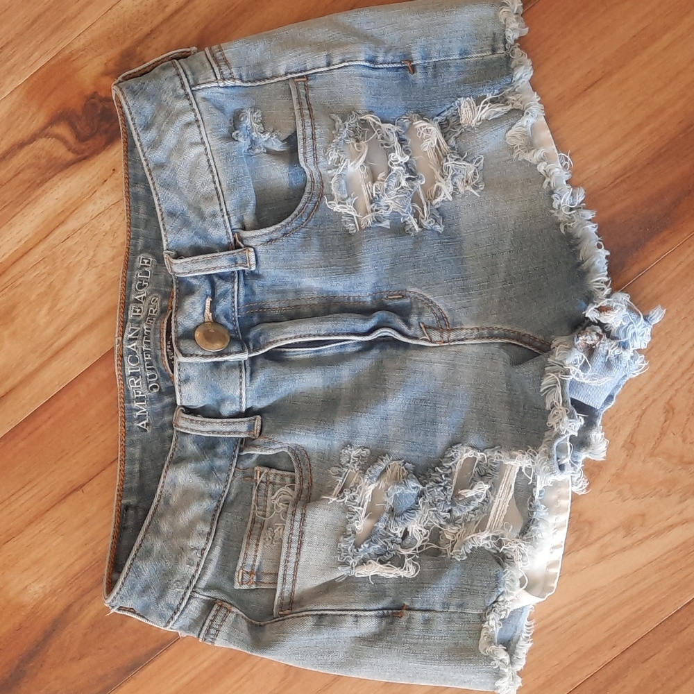 American Eagle Outfitters Hi-Rise Shortie